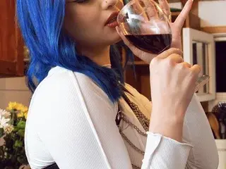 Andrea_Torner  live sex cam