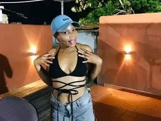 EbonyShorts  live sex cam