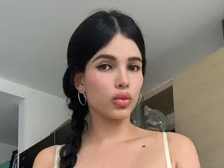 MelanieSantos  live sex cam