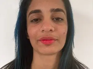 Ikarulove  live sex cam