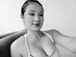 Amerieandzoey  live sex cam
