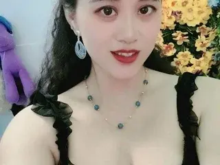 Bae_Tiny  live sex cam