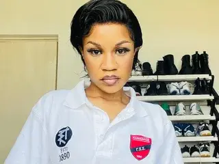 Nicki69  live sex cam