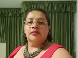 FloresitaSilvestre  live sex cam