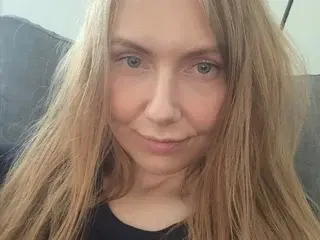 Lilleambi  live sex cam