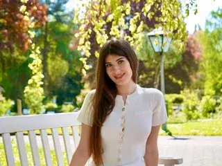AlexisFlare  live sex cam