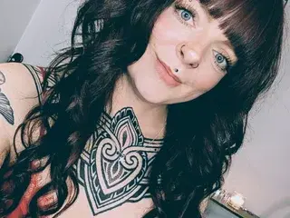 BonnieBlair_UK  live sex cam