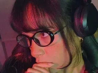 MiawMiawMiaw  live sex cam