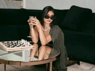 AuraClark  live sex cam