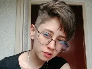 Samy_99  live sex cam
