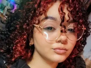 AlejandraM  live sex cam