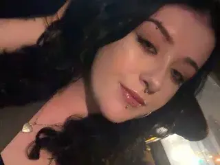 Brattybunny69  live sex cam