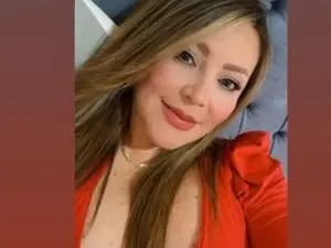 MartinaSweet  live sex cam