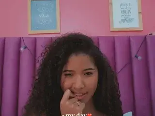 Blacksweetiee  live sex cam
