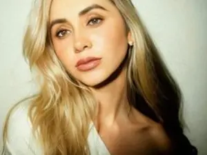 Dakotapriincee  live sex cam