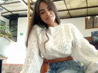 Lolachanell  live sex cam