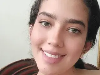 MaithePerroni  live sex cam