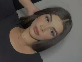 Lia_22  live sex cam