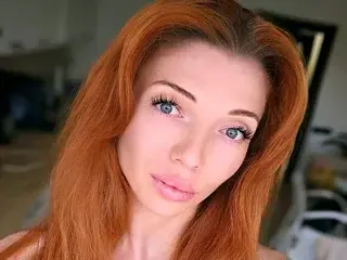 DreamyHailey  live sex cam