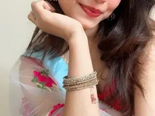 Elitesoniya  live sex cam