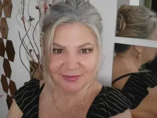 Adama4u  live sex cam