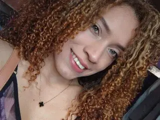 Adrianalovers  live sex cam