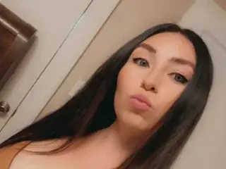 MilfyLucy91  live sex cam