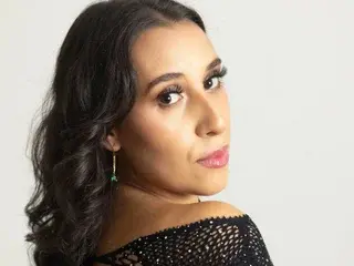 Bella_Brownn  live sex cam