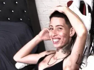 Luny_Boy  live sex cam
