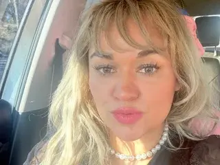 Ferrari_Itla  live sex cam