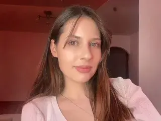 MEERA19  live sex cam
