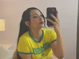 Sara_Iblis  live sex cam