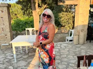 BlushandTrouble  live sex cam
