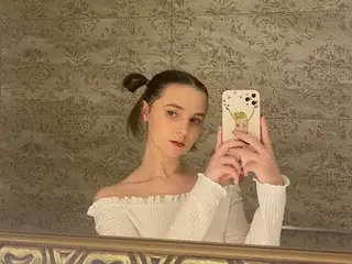 ShellyKennet  live sex cam