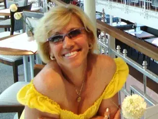 BlondPrettyLady  live sex cam