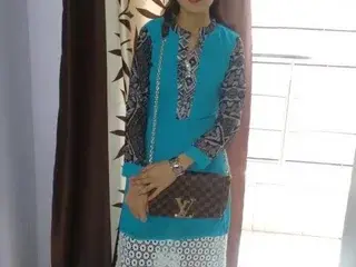 Charmingqueen  live sex cam