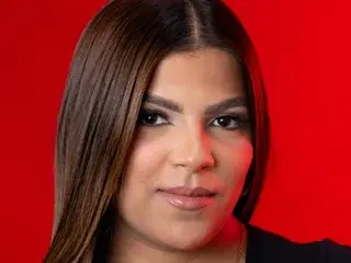 CloheBela  live sex cam