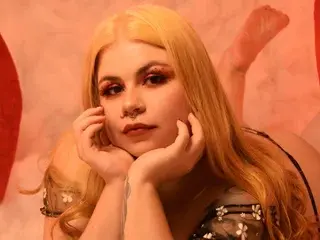 Martina_armos  live sex cam