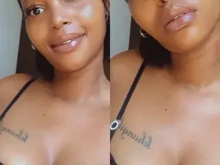 Horny_Kay  live sex cam