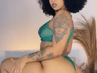 AdharaHiiller  live sex cam