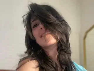 LEONAAx  live sex cam