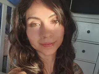 XMissRileyX  live sex cam