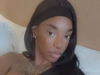 Lovley_x  live sex cam