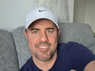 JohnCinna  live sex cam