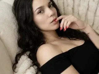 Alana_Paige  live sex cam