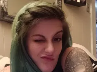 Lacifer  live sex cam