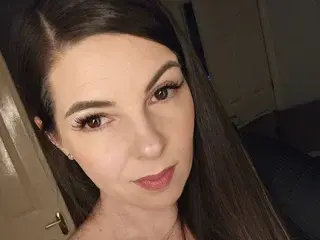 FoxyTaylor  live sex cam