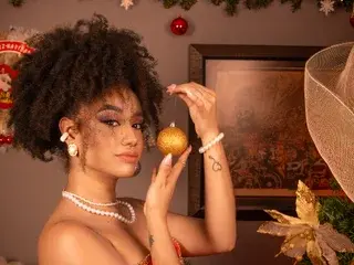 SaraGrahaam  live sex cam