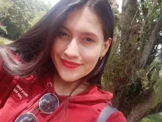 BrianaHunter69  live sex cam