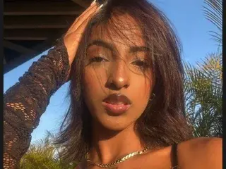 MiaCarther  live sex cam